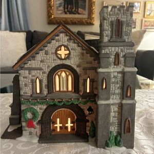 Department 56 Dicken’s Village Wittlebournes Church